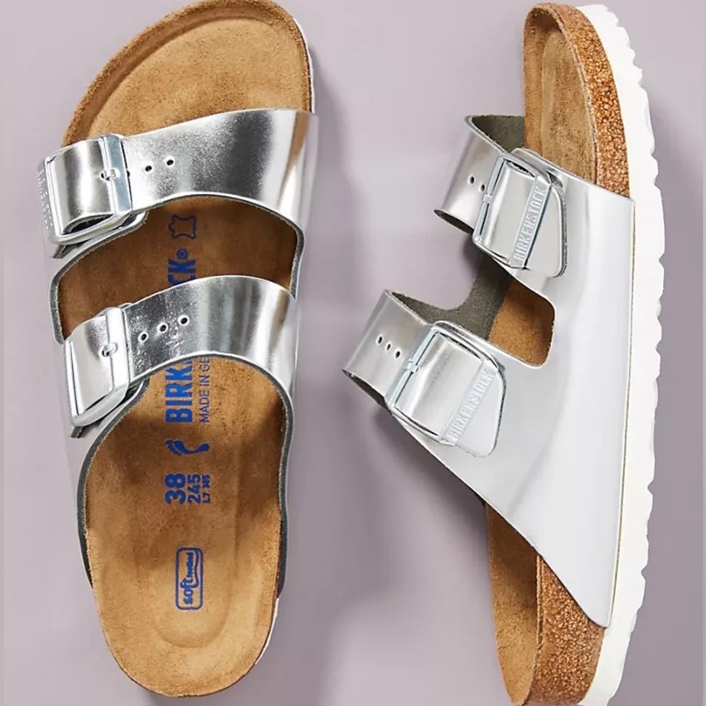 NWT BIRKENSTOCK Silver Soft Footbed Sandals